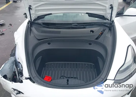 2021 Tesla Model 3 Standard Range Plus Rear-Wheel Drive z USA, uszkodzony, nr VIN 5YJ3E1EA7MF025877